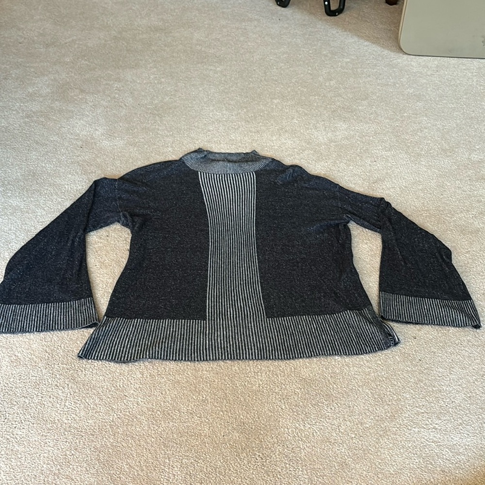 Two by Vince Camuto Sweater
